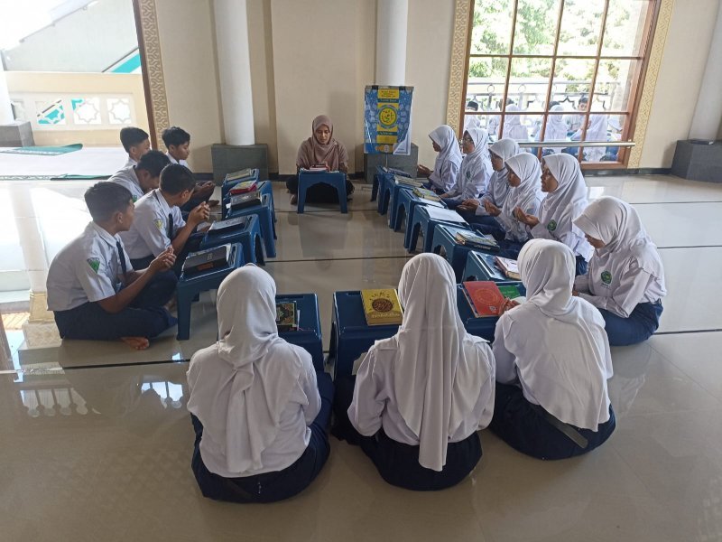 MTsN 1 Kota Kediri Perkuat Program Tahfiz Bersama Metode Ummi Daerah Kediri