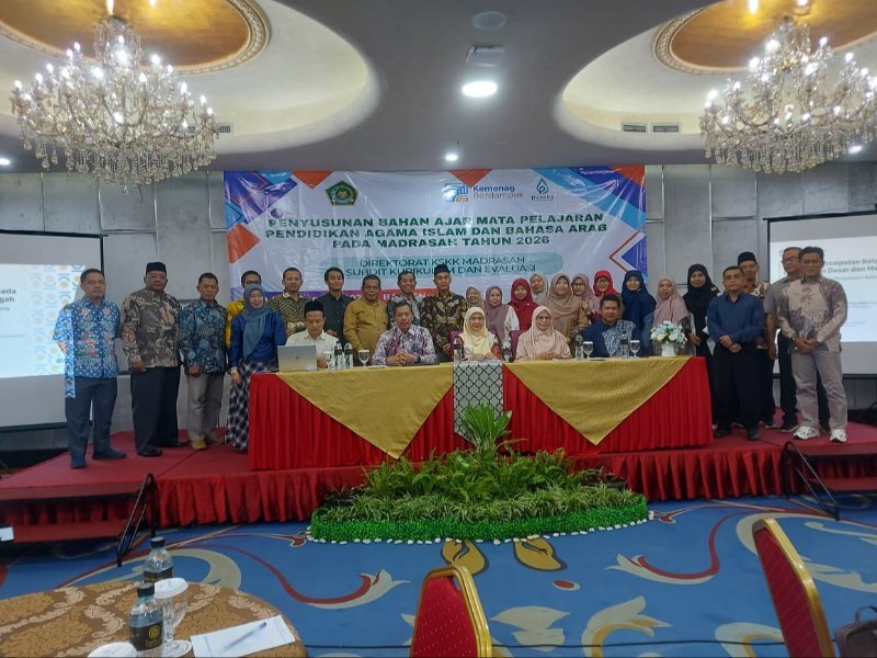 Belajar dari Program Percepatan Belajar, Menguatkan Penyusunan Bahan Ajar Adaptif di Madrasah