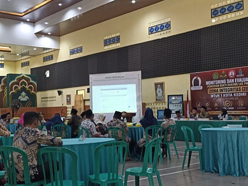 Perkuat Komitmen Zona Integritas, MTsN 1 Kota Kediri Gelar Monitoring dan Evaluasi Pengisian Bukti Dukung LKE PMP 2026